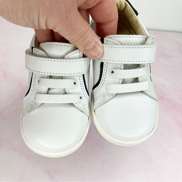 Jacadi Paris smooth leather trainers white and navy sneakers size 21 or 5 infant - Picture 3 of 11